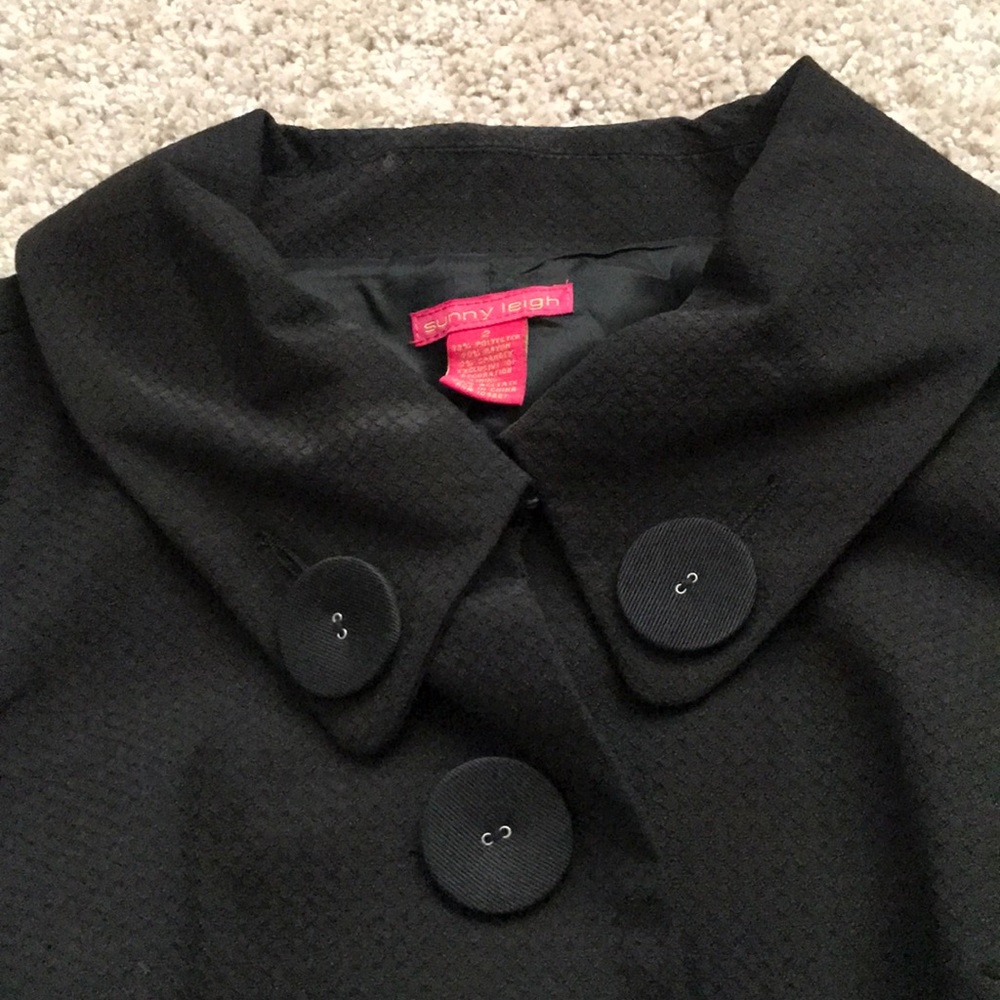 Black Jacket - Picture 2 of 7